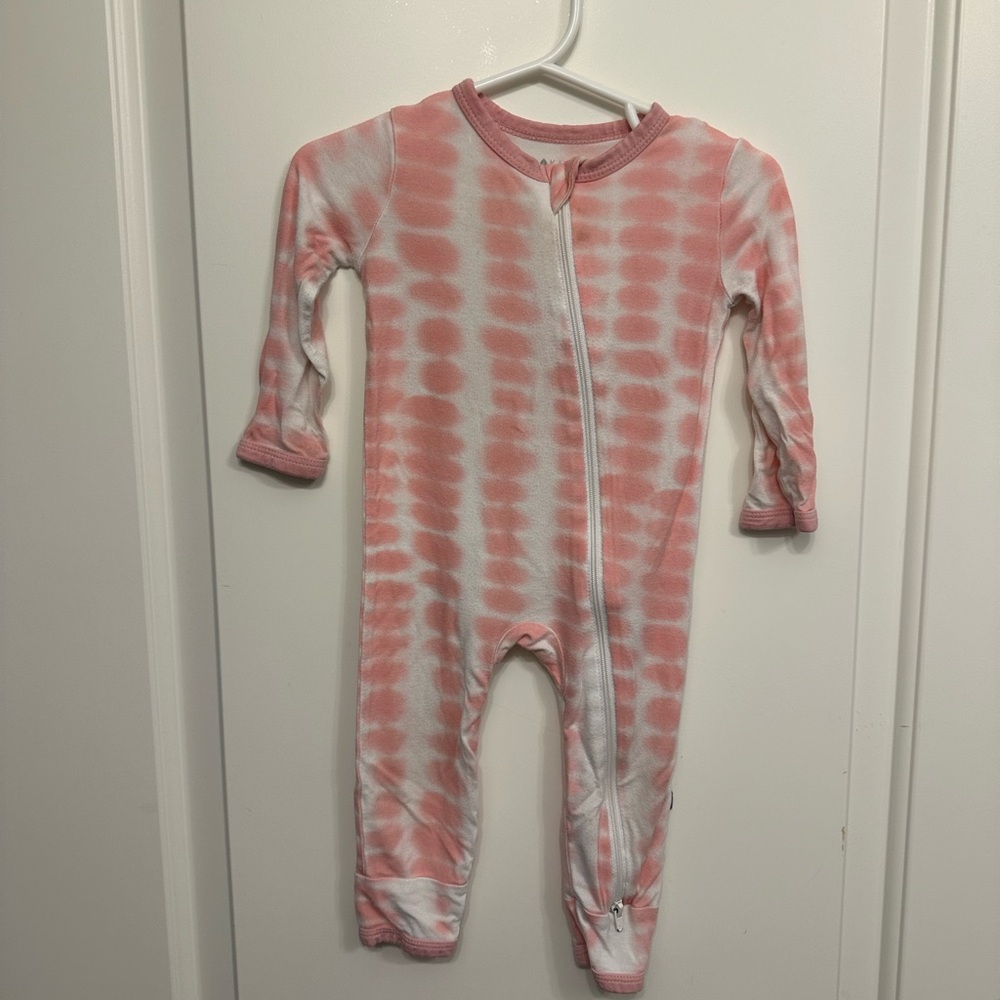 Kyte BABY Pink and White Tie-Dye Bodysuit